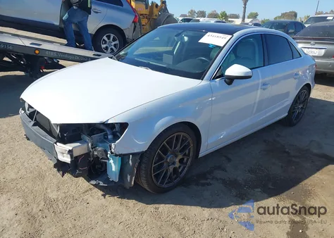 2015 Audi A3 2.0T Premium z USA, uszkodzony, nr VIN WAUEFGFF0F1086077